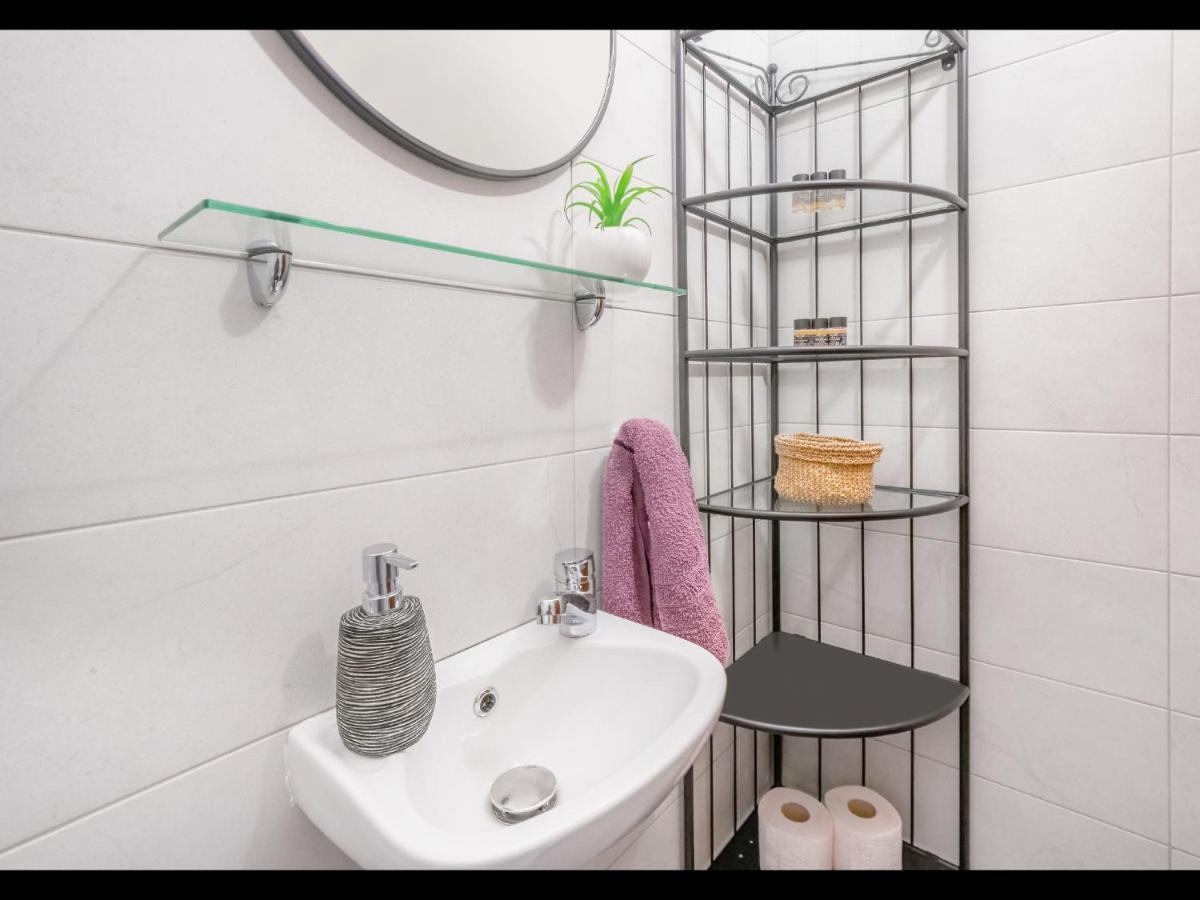 Omalia Apartment Prínos Eksteriør bilde