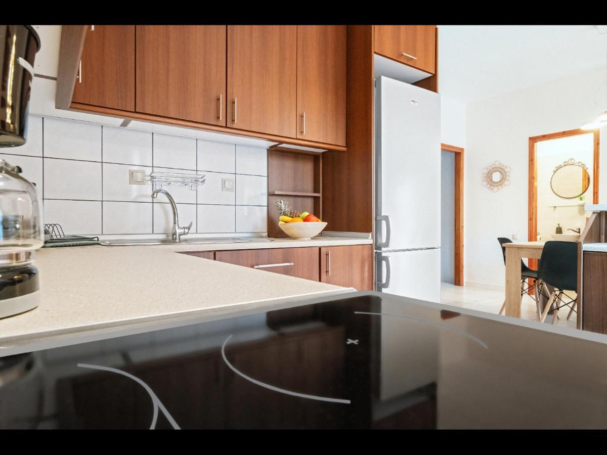 Omalia Apartment Prínos Eksteriør bilde